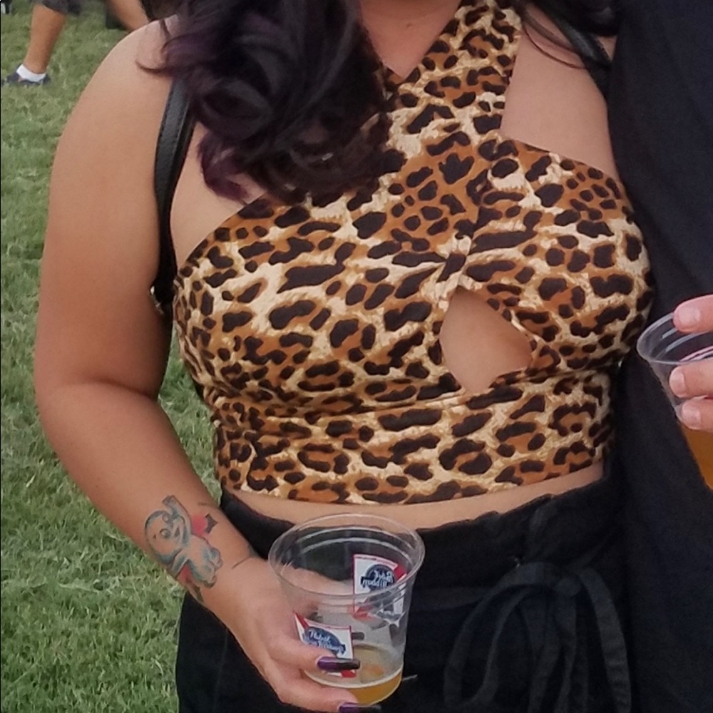 Open front leopard top - Picture 4 of 4